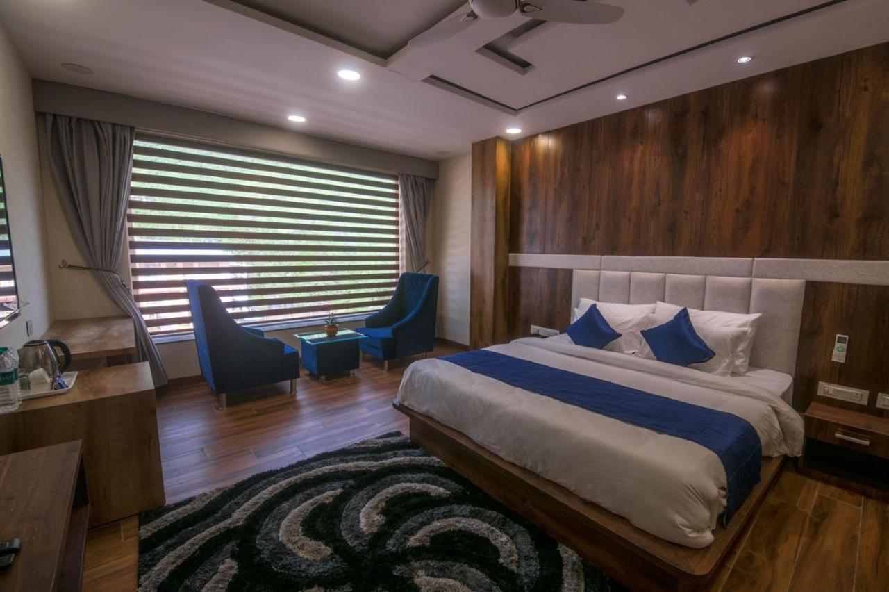 Shivaay Morex- A Vegetarian Hotel Dharamszala Kültér fotó