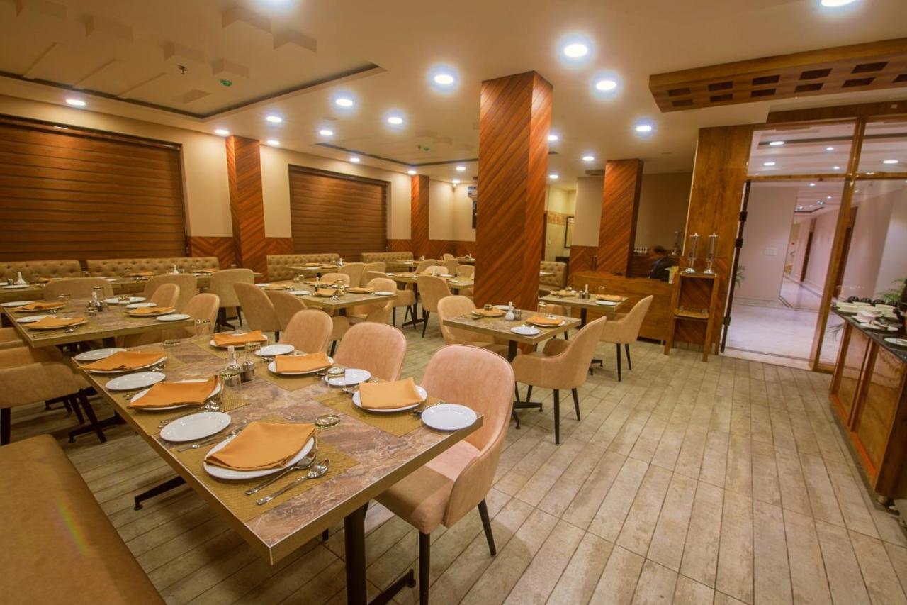 Shivaay Morex- A Vegetarian Hotel Dharamszala Kültér fotó
