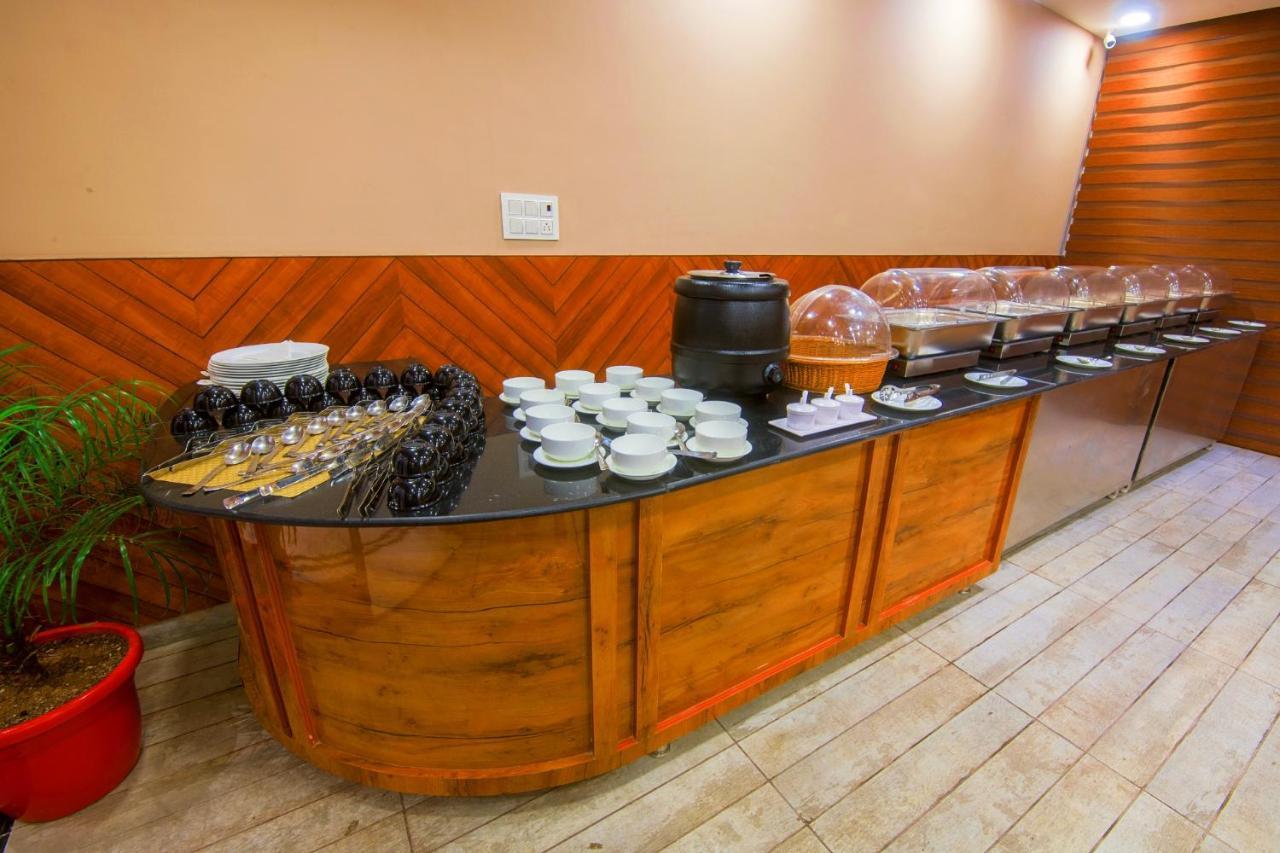 Shivaay Morex- A Vegetarian Hotel Dharamszala Kültér fotó