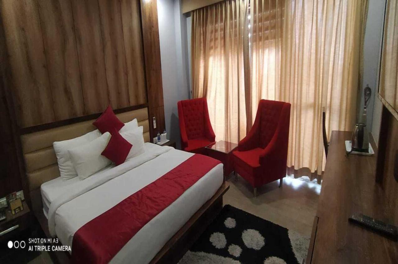 Shivaay Morex- A Vegetarian Hotel Dharamszala Kültér fotó
